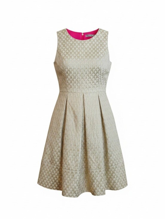 Eliza J Dresses & Skirts - Eliza J Gold Metallic Fit & Flare Sleeveless Dress WITH POCKETS! Size 8